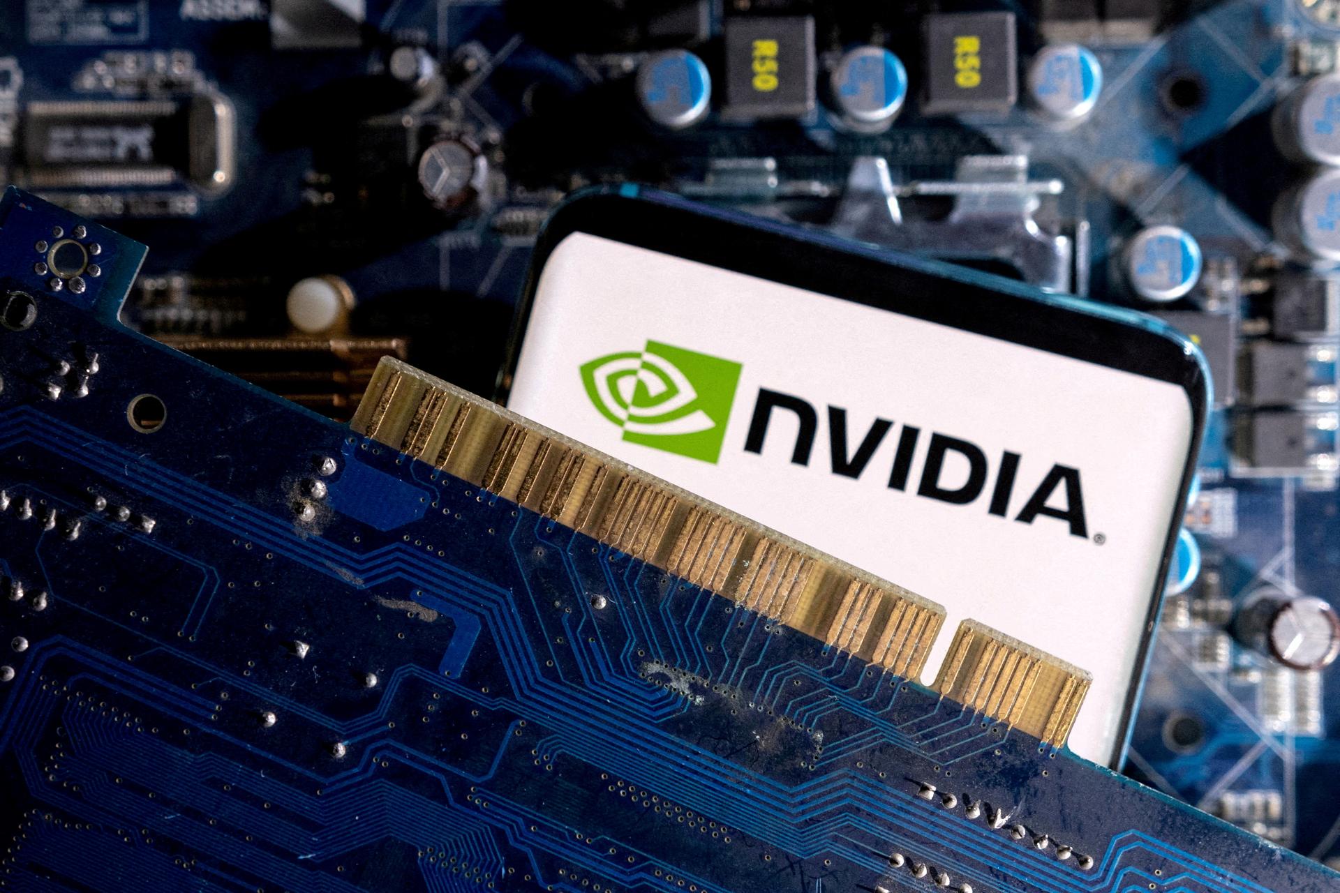 Trump reverses Nvidia chip ban after Mar-a-Lago dinner