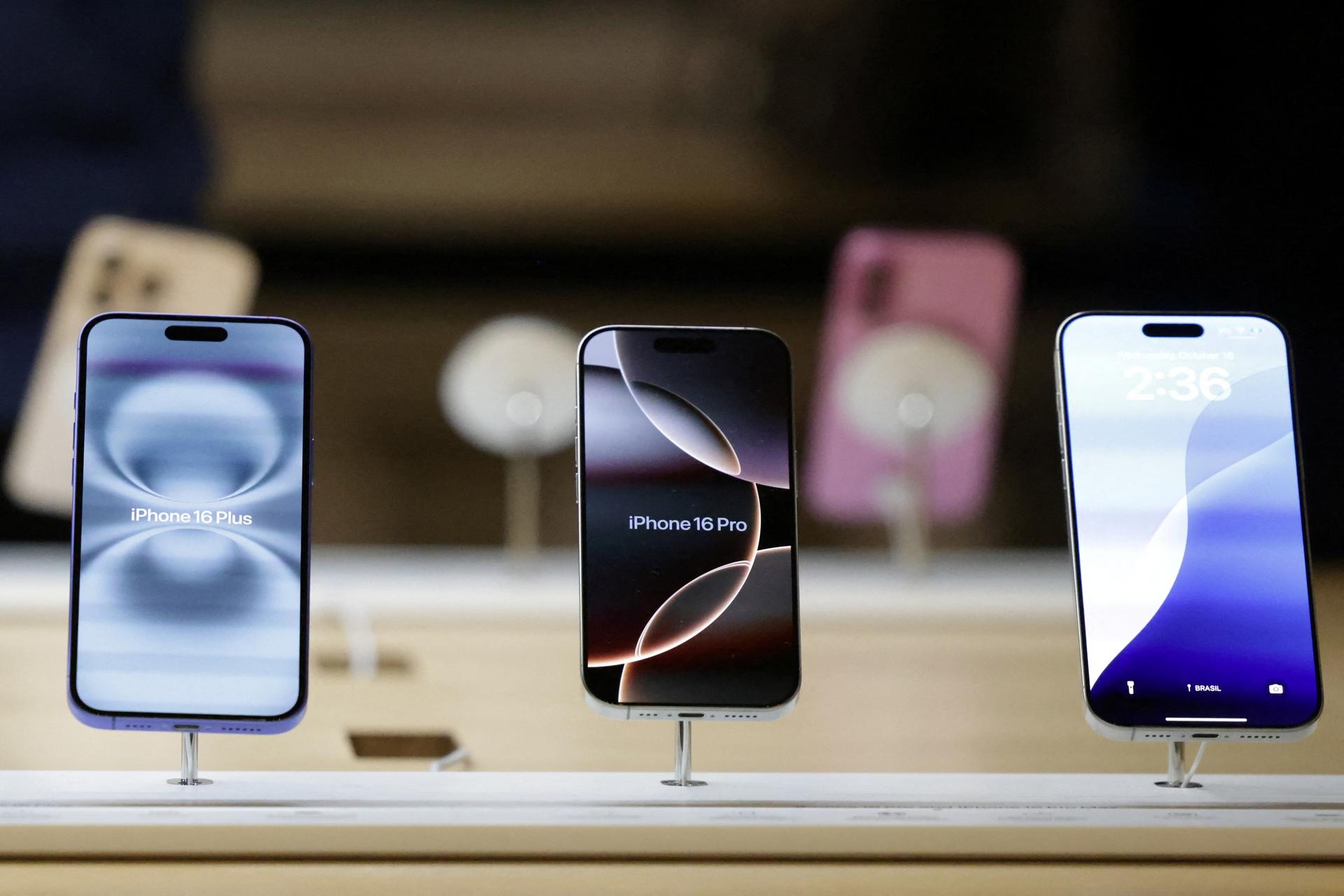 iPhone prices could triple if production moves to US iPhone prices could triple if production moves to US
