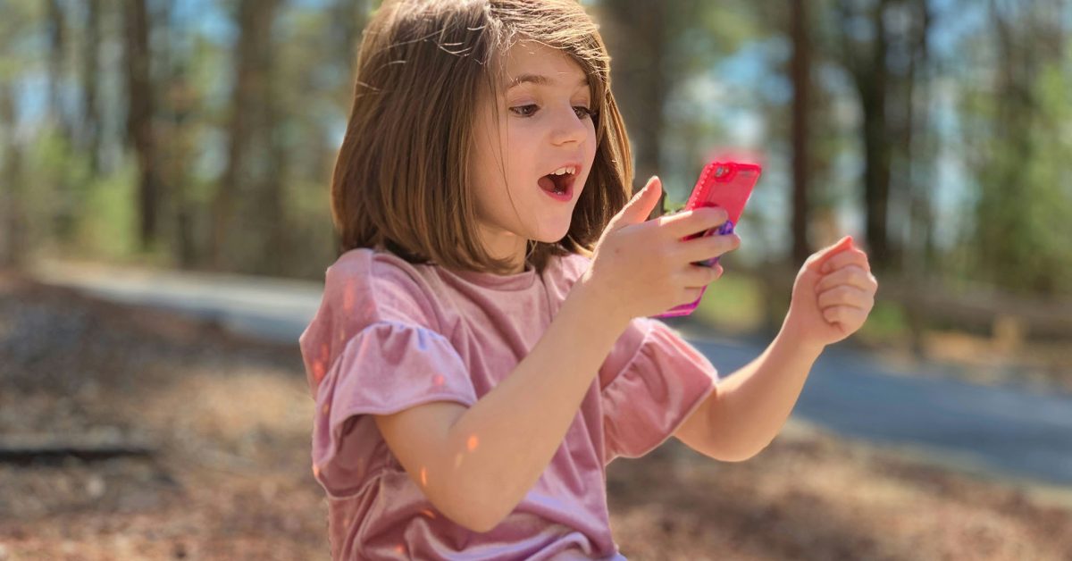 Apple implements age verification for apps amid global regulatory push